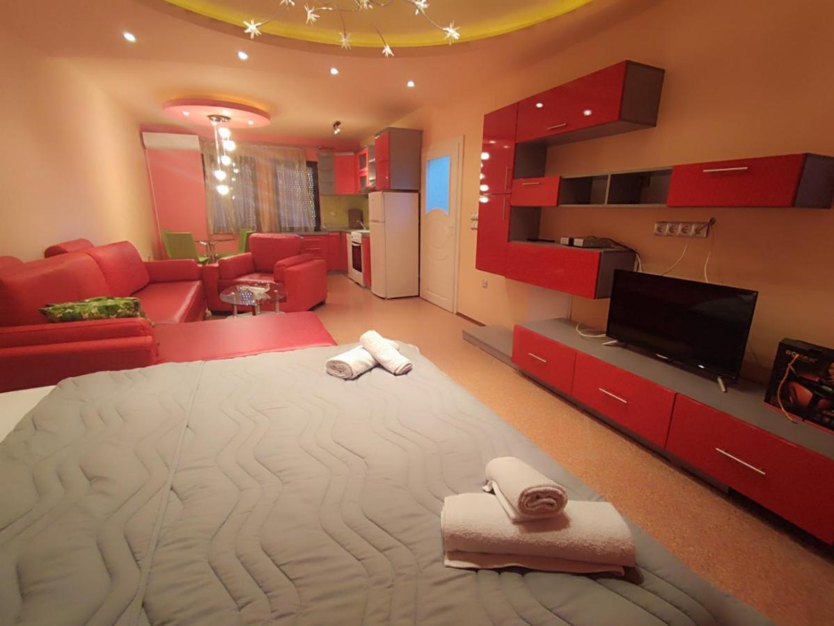 Gogo Apartments Ohrid Esterno foto