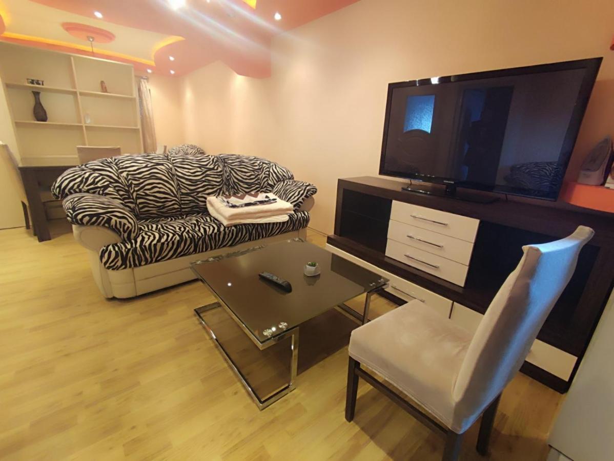 Gogo Apartments Ohrid Esterno foto