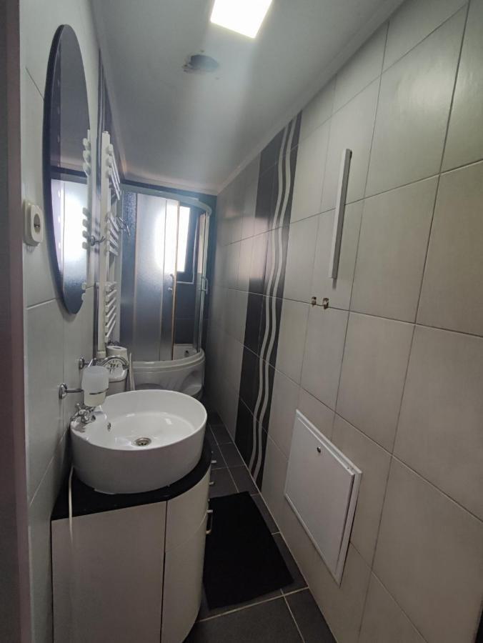 Gogo Apartments Ohrid Esterno foto